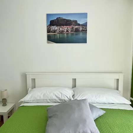 Casa Francesca Чефалу