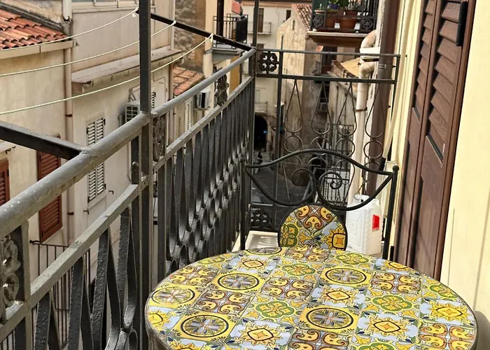 Casa Francesca Чефалу